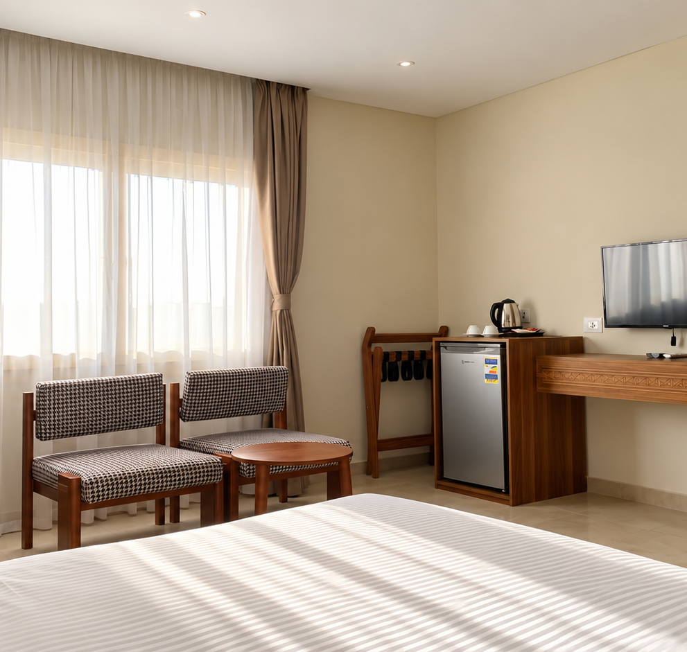 Luma Hotel – Twin Room with Pyramid View